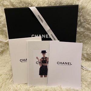 Chanel Table Book (Free Dior Lip Glow)